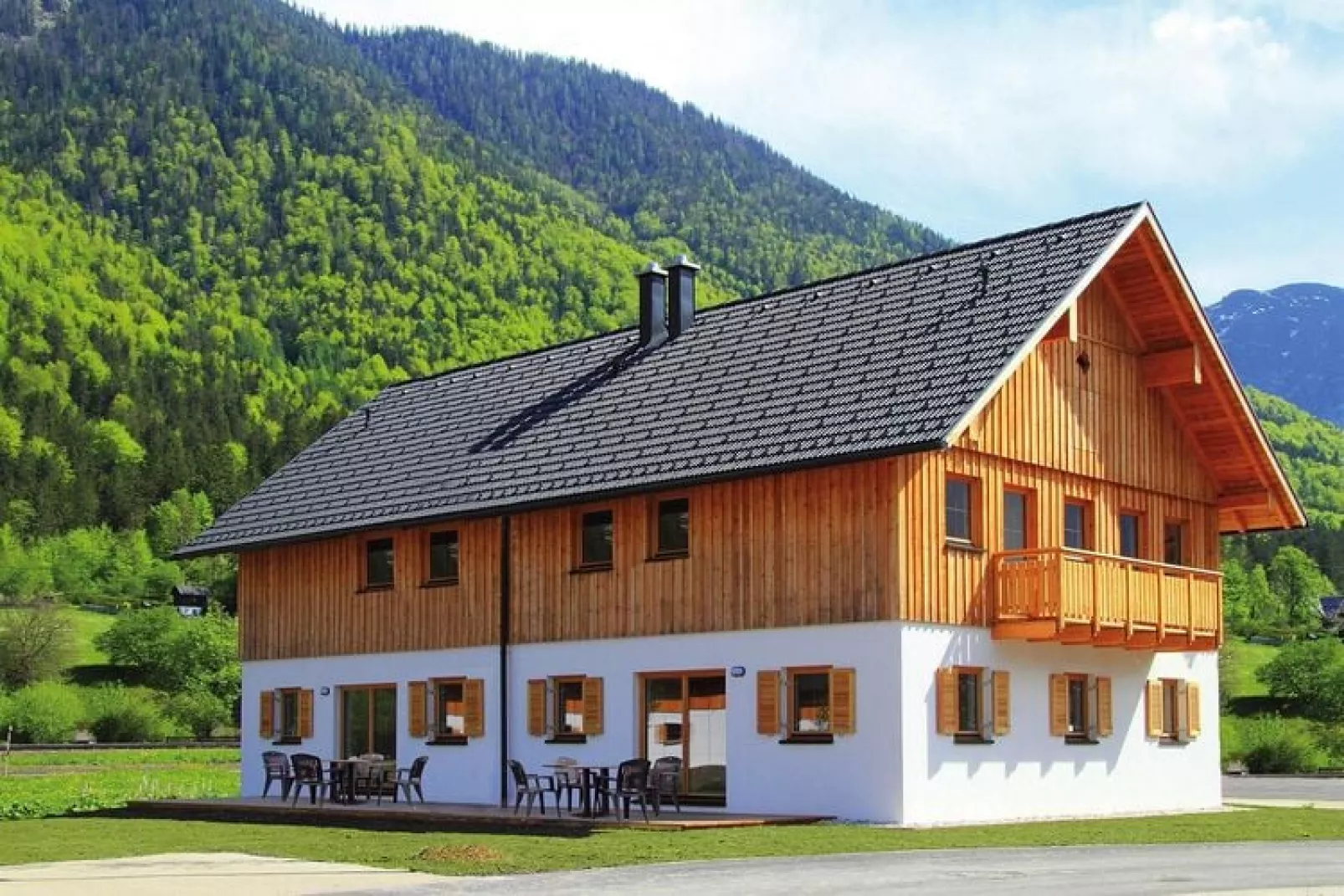Holiday resort Obertraun, Obertraun am Hallstättersee-Chalet Fuchlsee (neu)-Chalet Fuchlsee (neu)-Buitenkant zomer