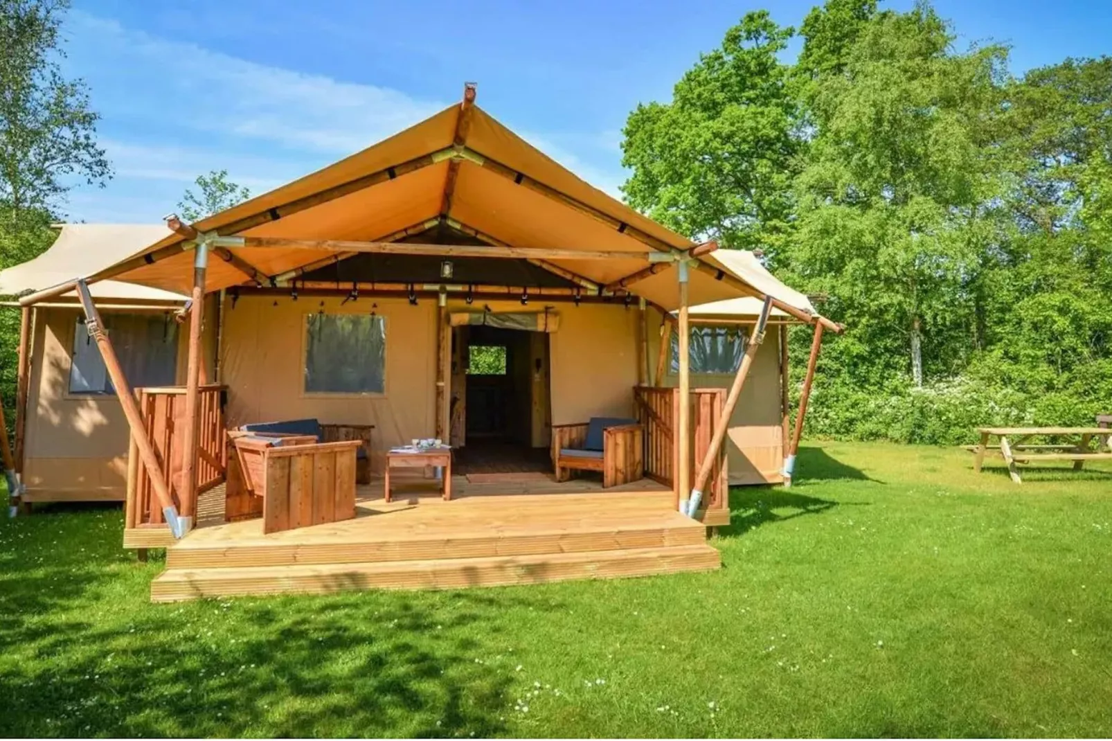 Resort de Parel 3-Buitenkant zomer