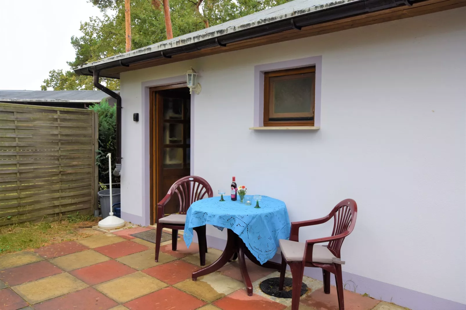 Salzhaff-Finka Pepelow Campingplatz für Surfer-Terrasbalkon