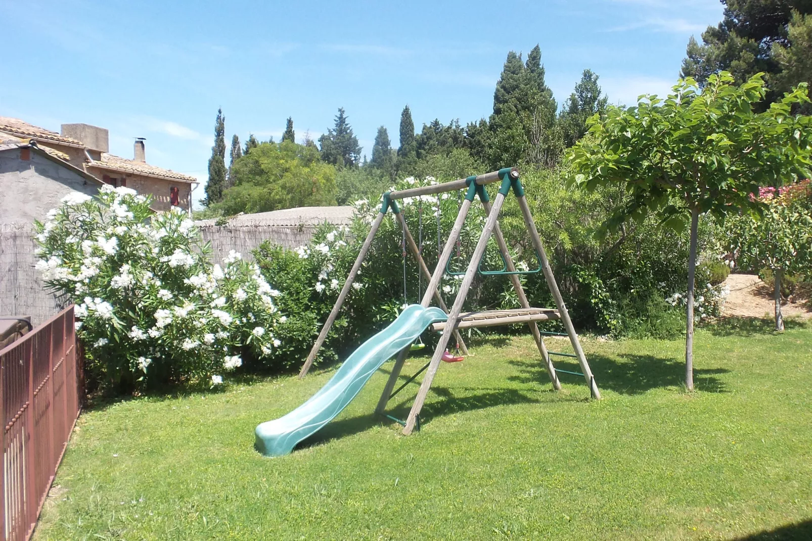 Villa Le Sauvignon-Tuinen zomer
