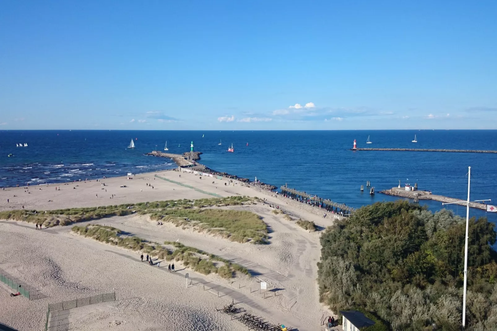 Strandnahe Finnhütte-Gebieden zomer 5km