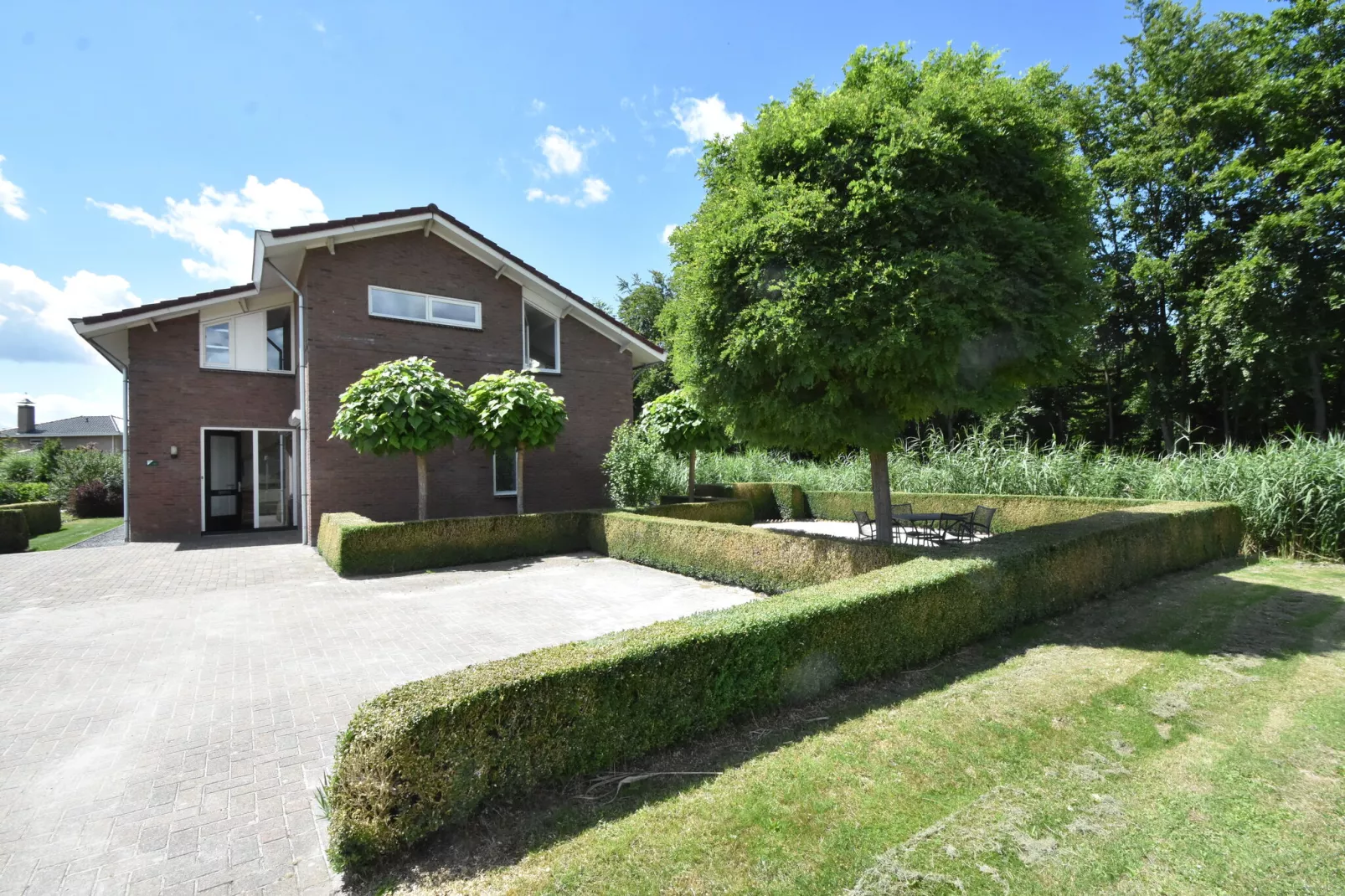 Villa de Bosruiter-Buitenkant zomer