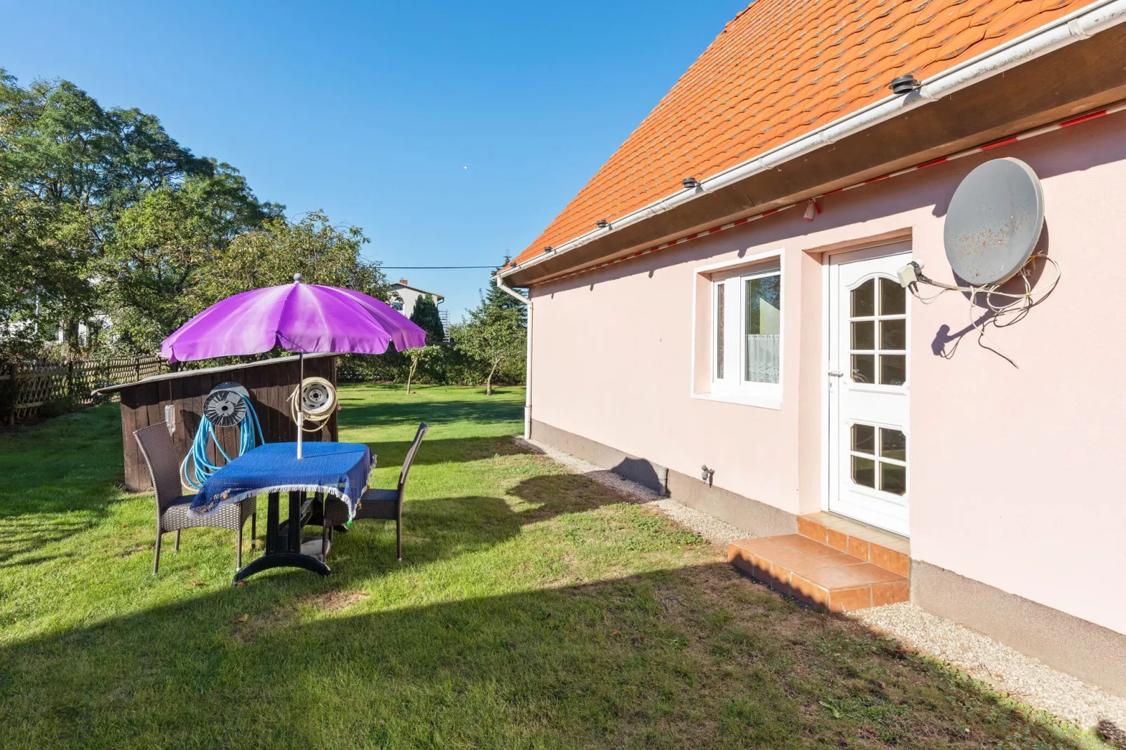 Teßmannsdorf am Salzhaff-Tuinen zomer