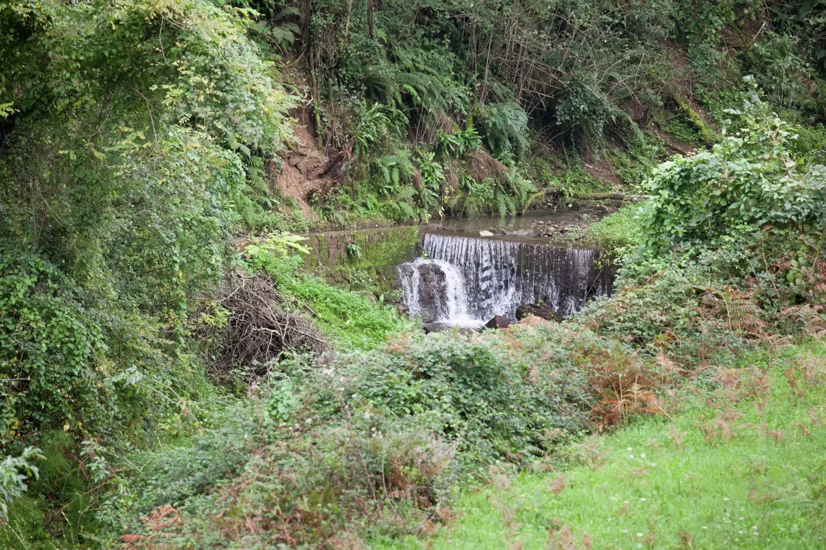 Mooi ouderwets en gezellig vakantiehuis met zwembad in een landelijke omgeving-Gebieden zomer 1km
