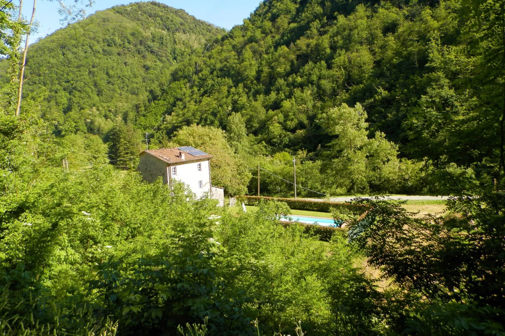 Mooi ouderwets en gezellig vakantiehuis met zwembad in een landelijke omgeving-Gebieden zomer 1km