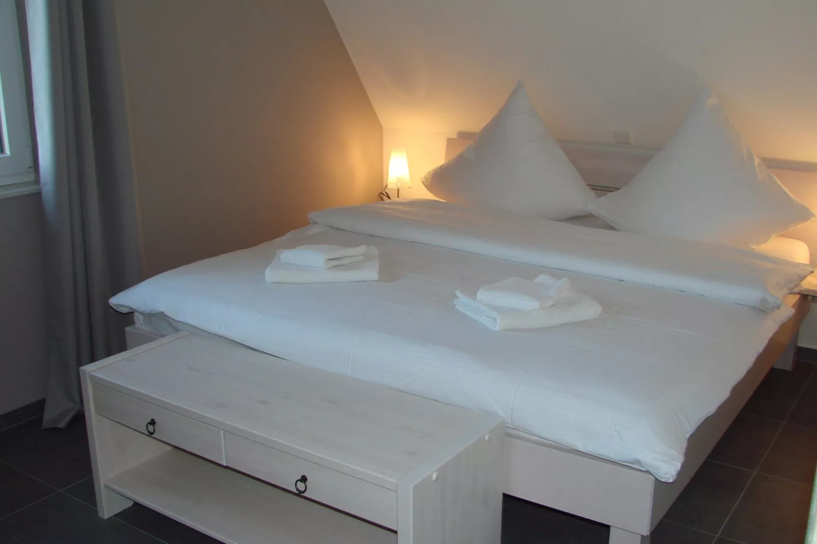 Traumidyll mit 5 Schlafzimmern - sehr komfortabel-Slaapkamer