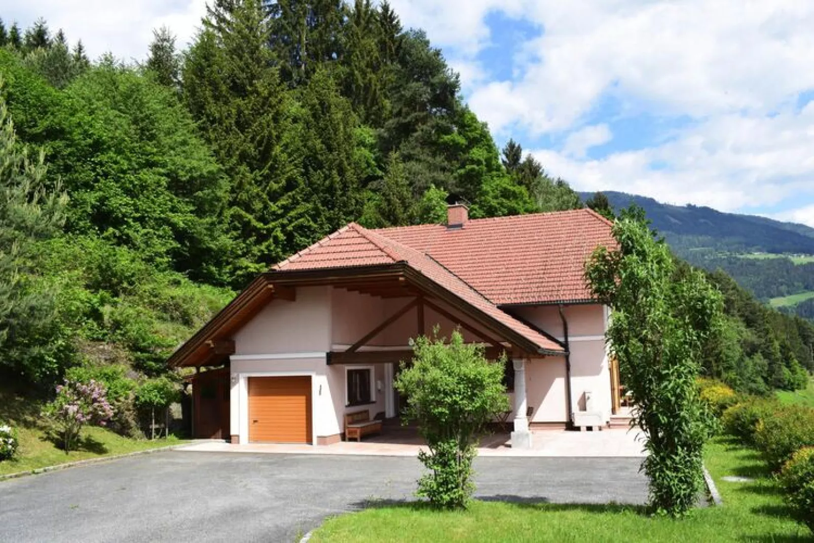 Landhaus Seeleiten-Buitenkant zomer