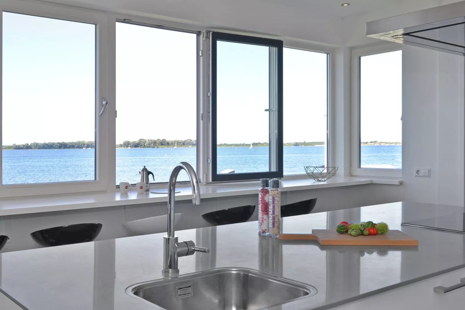 Penthouse 4a - De Schotsman Watersport-Keuken