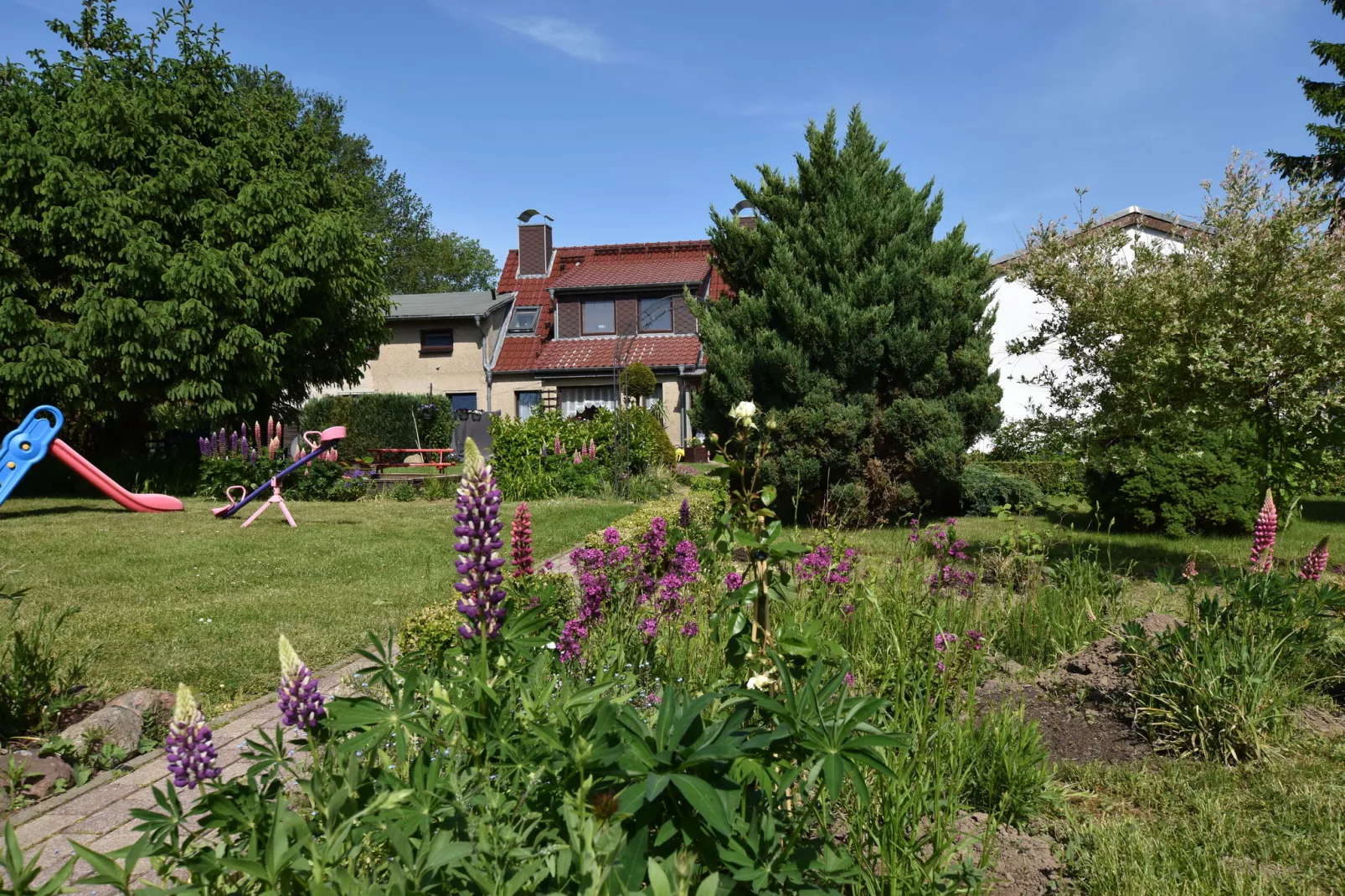 Kinderparadies nahe Insel Poel-Buitenkant zomer