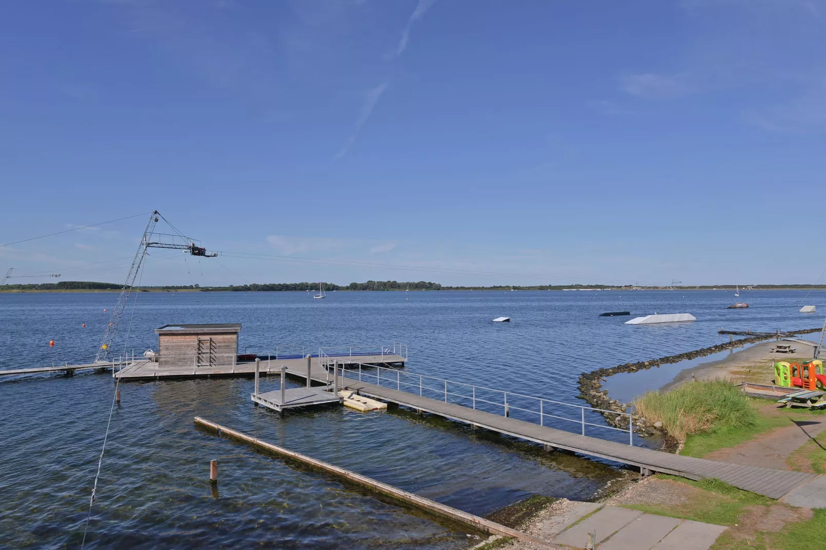 Penthouse 4a - De Schotsman Watersport-Uitzicht zomer