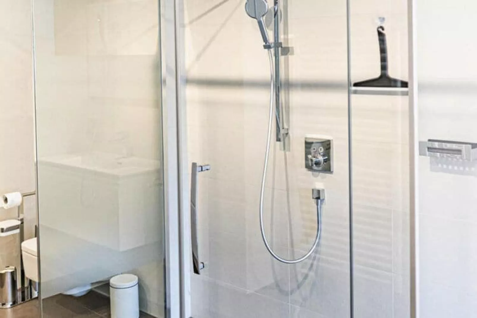 Apartment Das Dobratsch im Alpe Maritima, Annenheim am Ossiacher See-Das Dobratsch-Badkamer