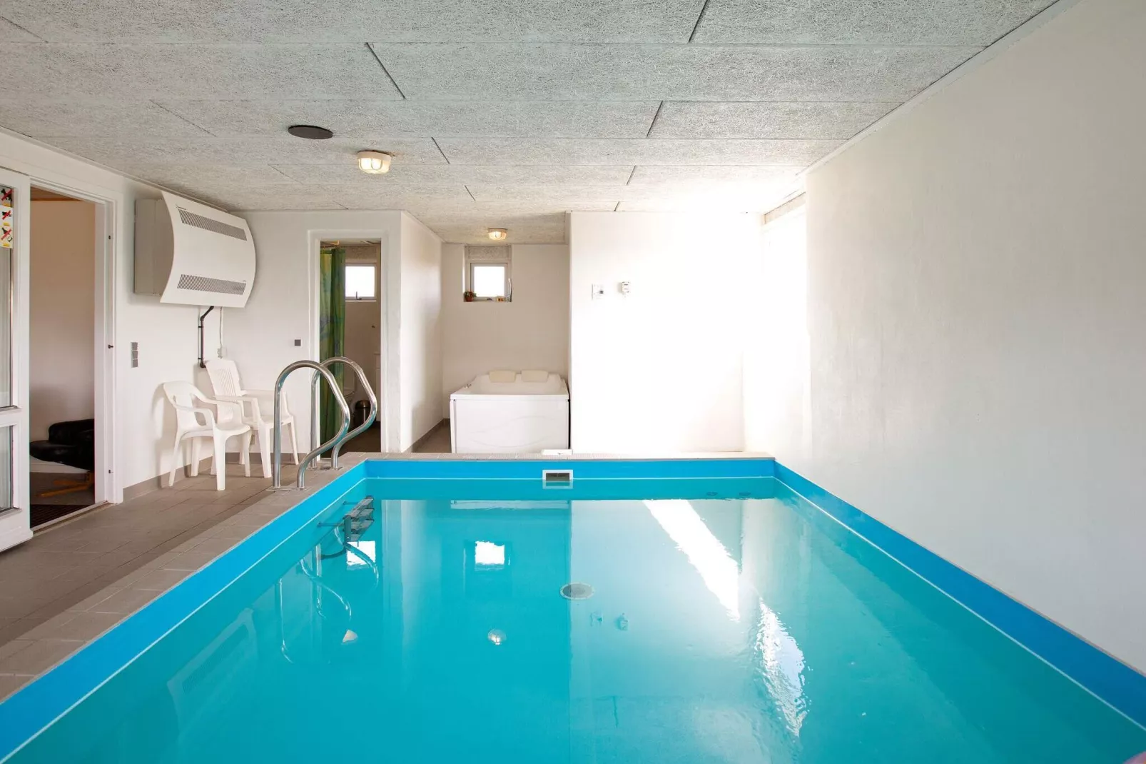 Gezellig vakantiehuis in Ringkøbing met zwembad en sauna-Zwembad