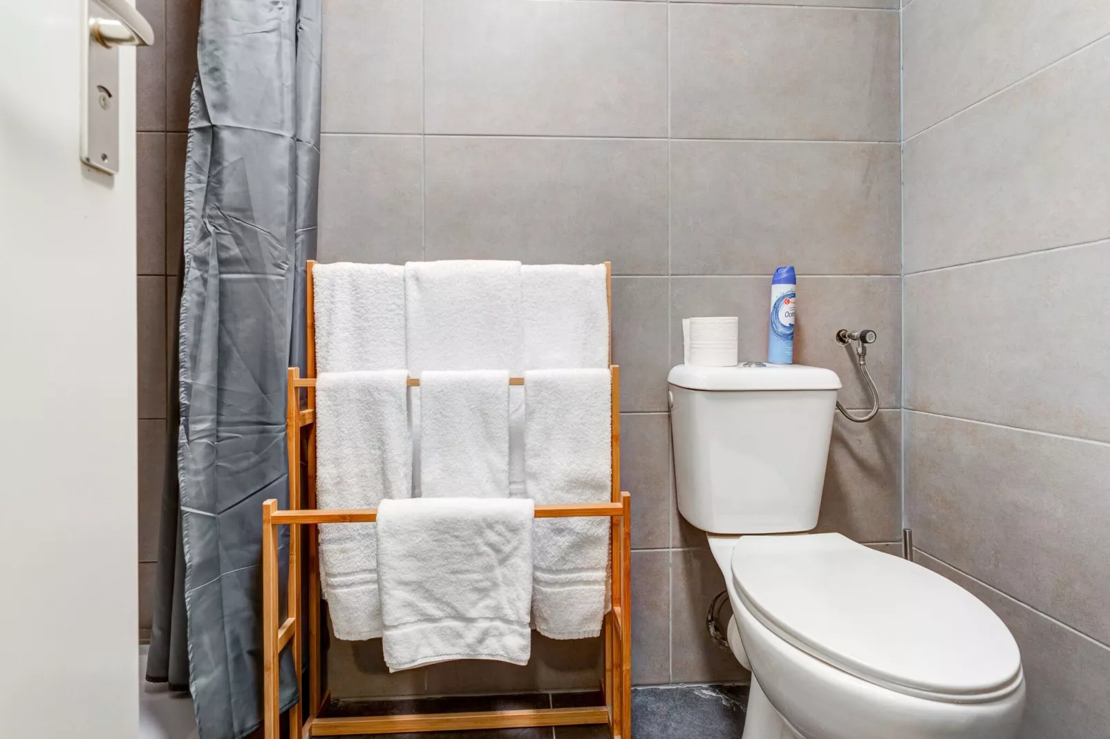 Valleyview Cottages - NR13-Badkamer