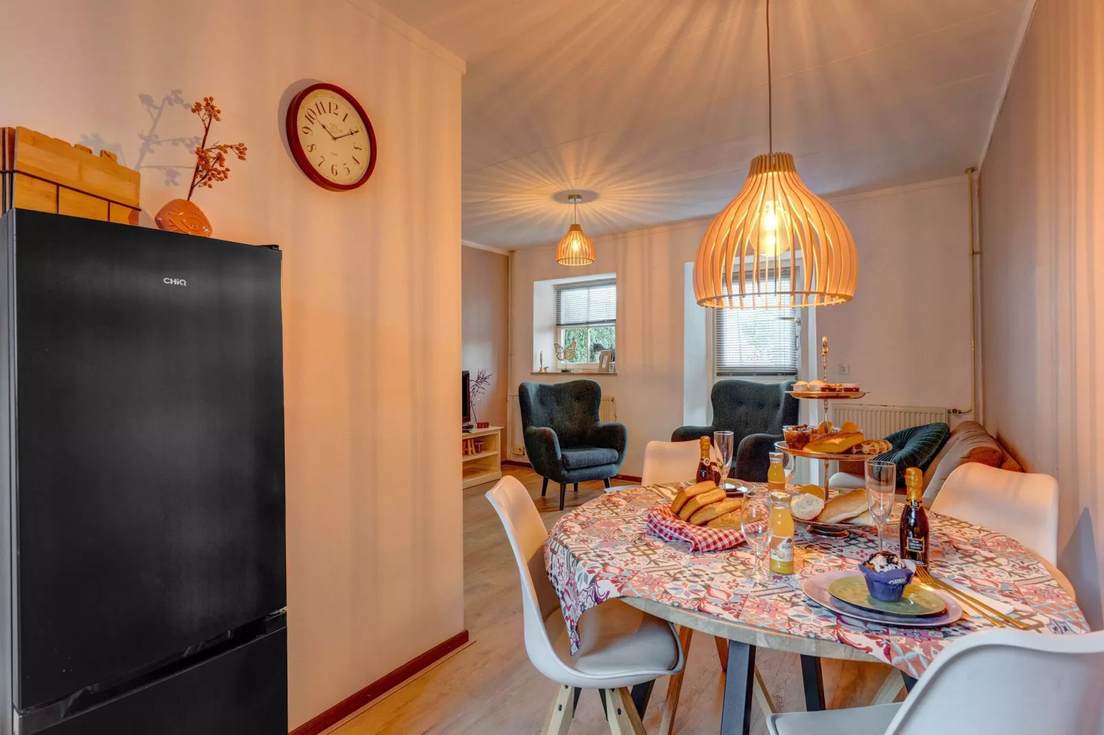 Valleyview Cottages - NR02-Eetkamer