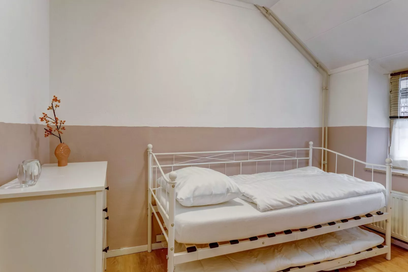 Valleyview Cottages - NR02-Slaapkamer