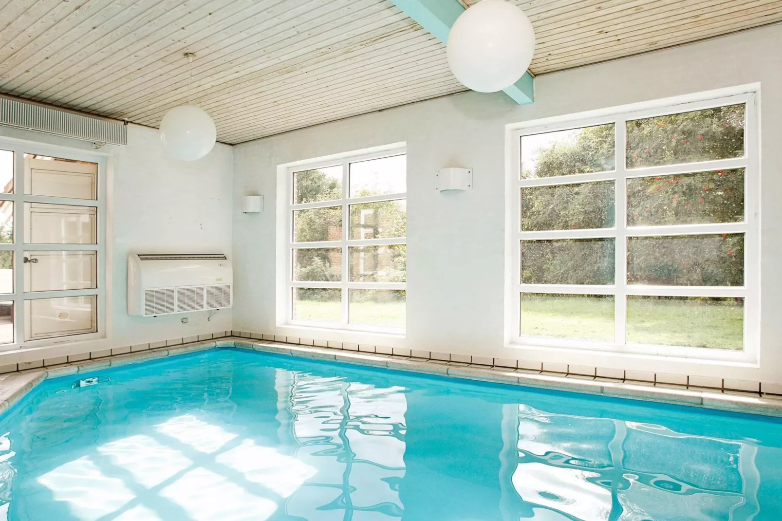 10 persoons vakantie huis in Fur-Zwembad