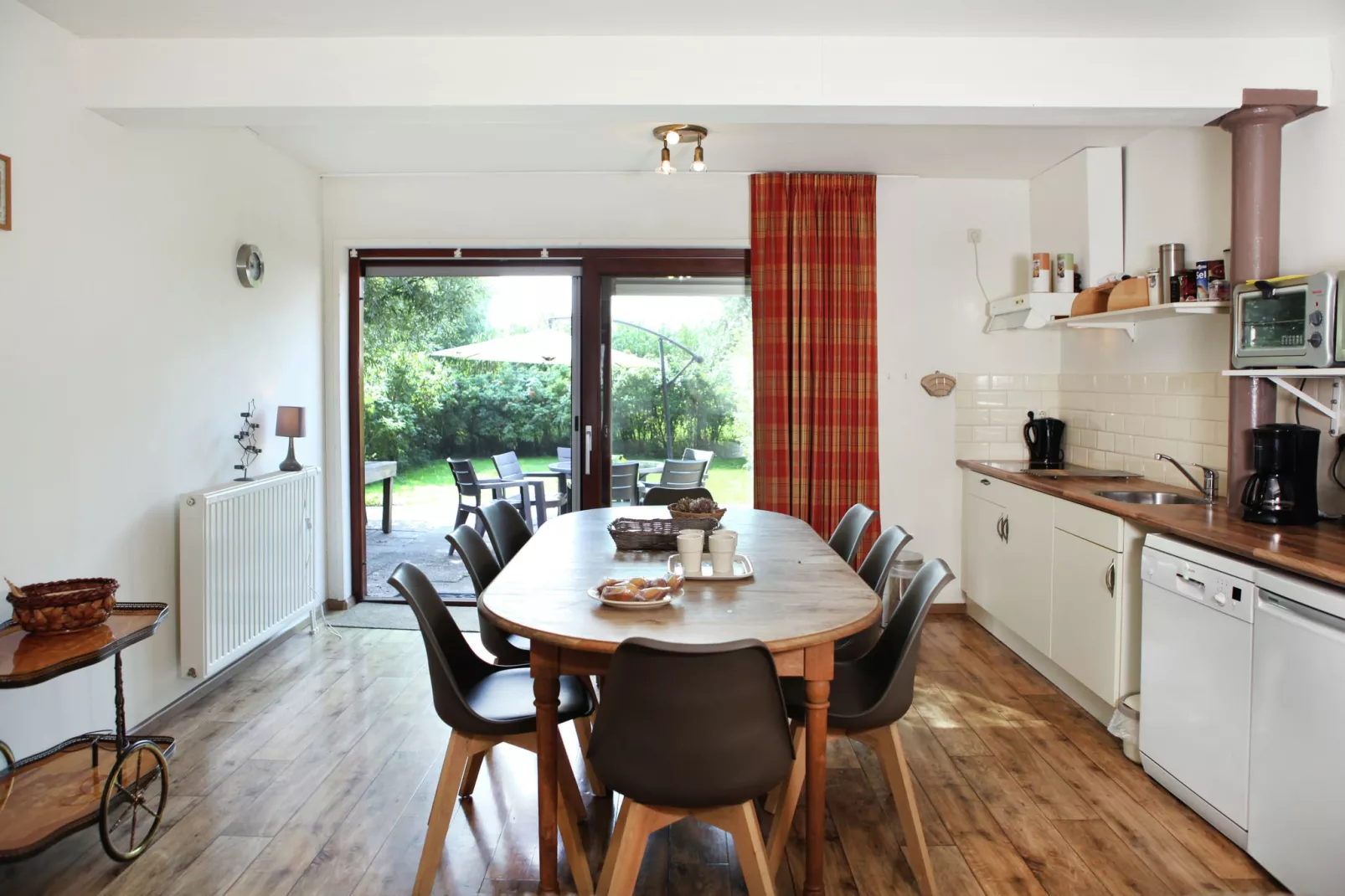 Appartement De Dorsvloer-Eetkamer
