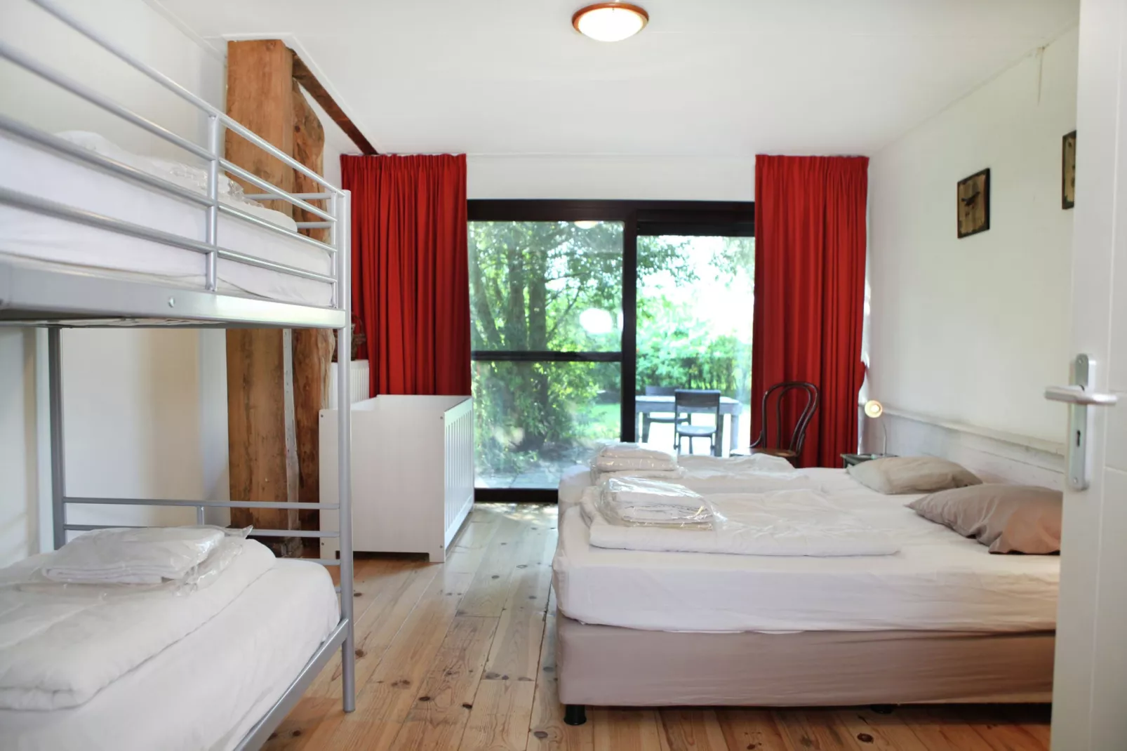 Appartement De Dorsvloer-Slaapkamer