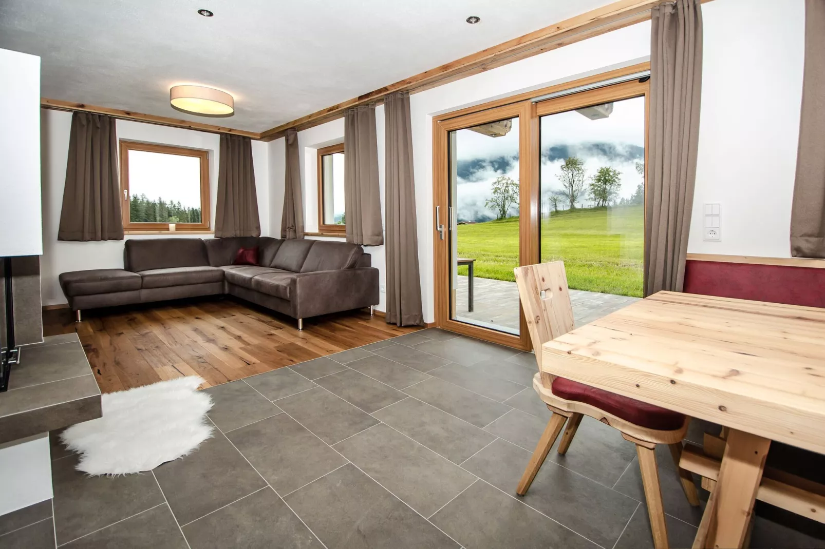 Chalet Freiblick-Woonkamer