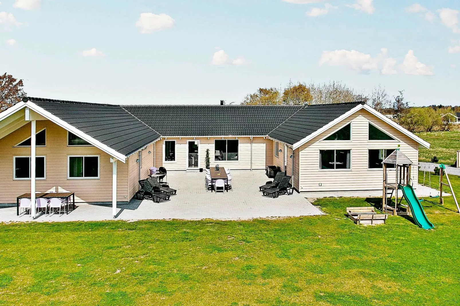 20 persoons vakantie huis in Væggerløse-Buitenlucht