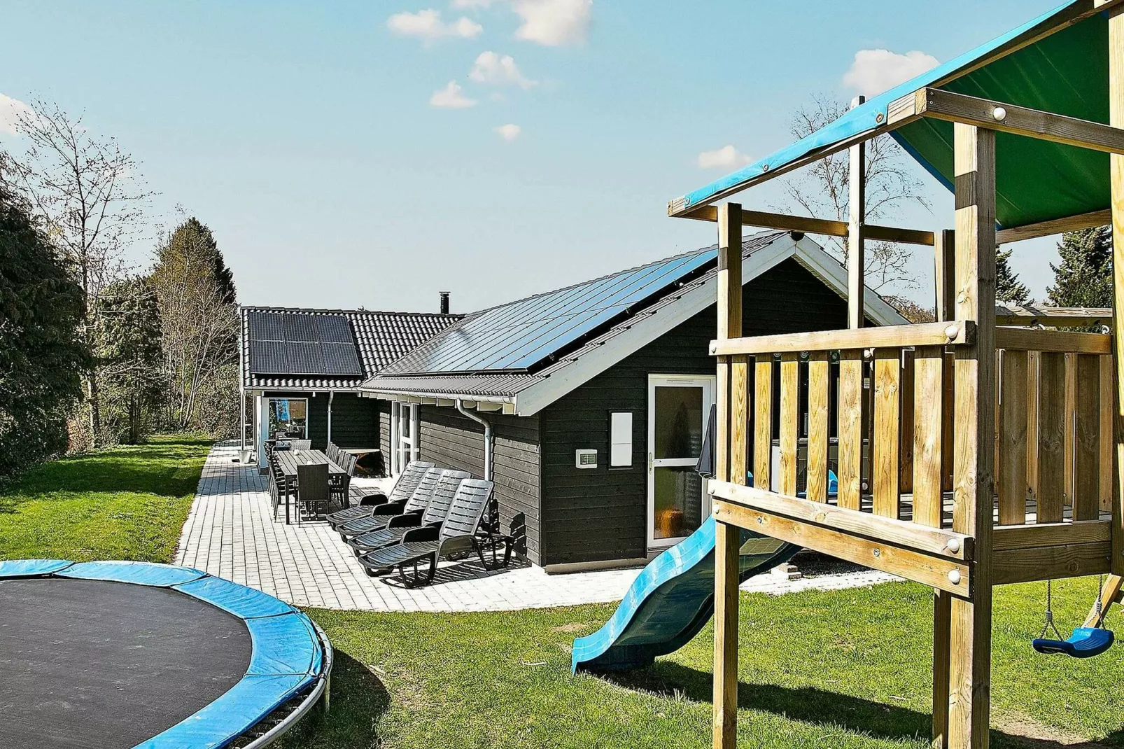 14 persoons vakantie huis in Hornbæk-Buitenlucht