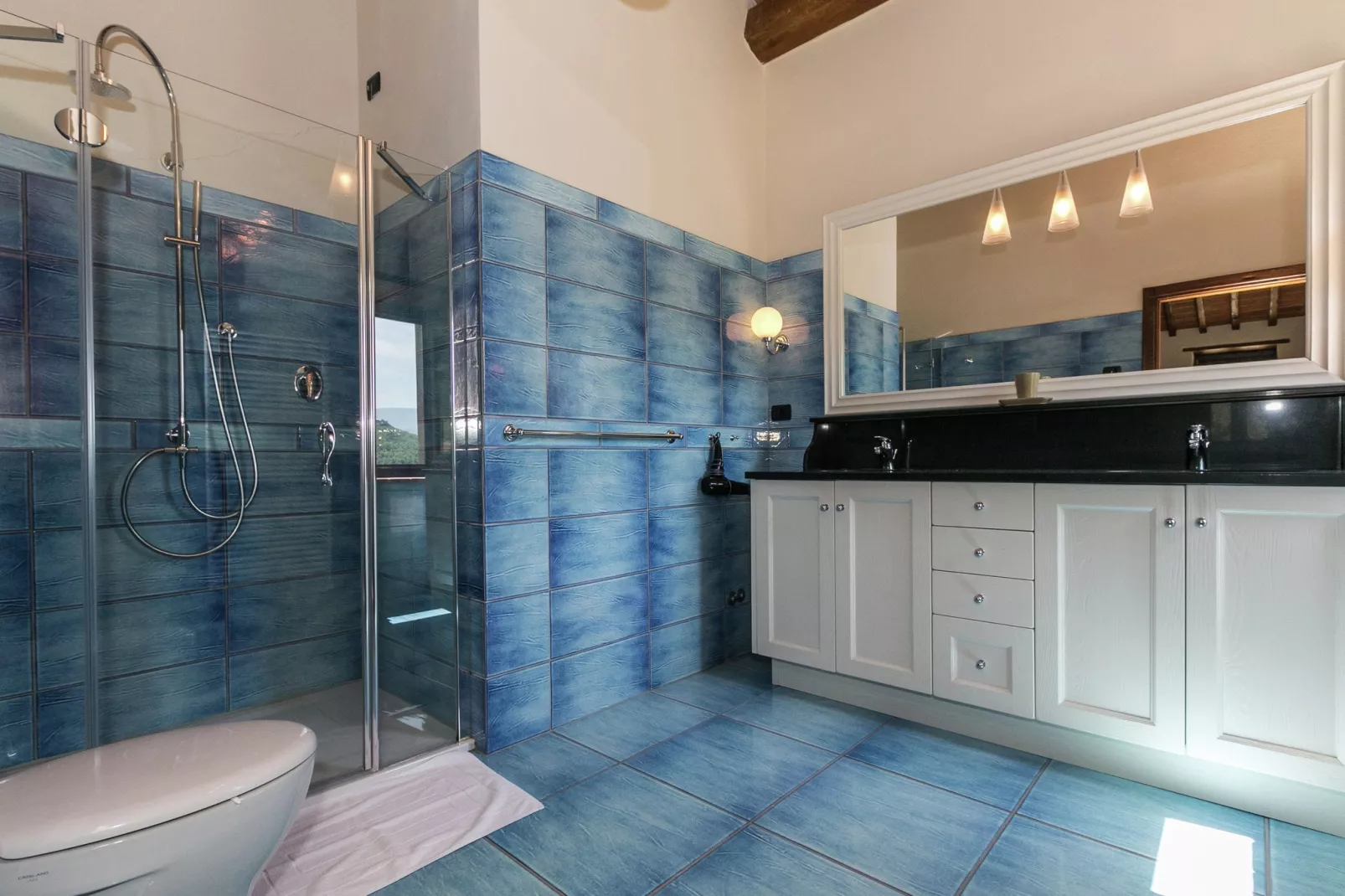 Casa Giglio-Badkamer