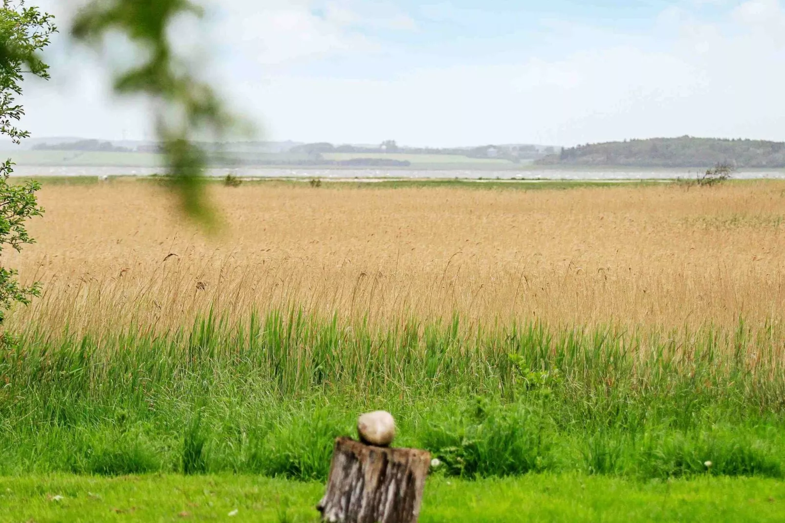 Pittoresk vakantiehuis in Jutland 800 m van de Limfjord-Waterzicht