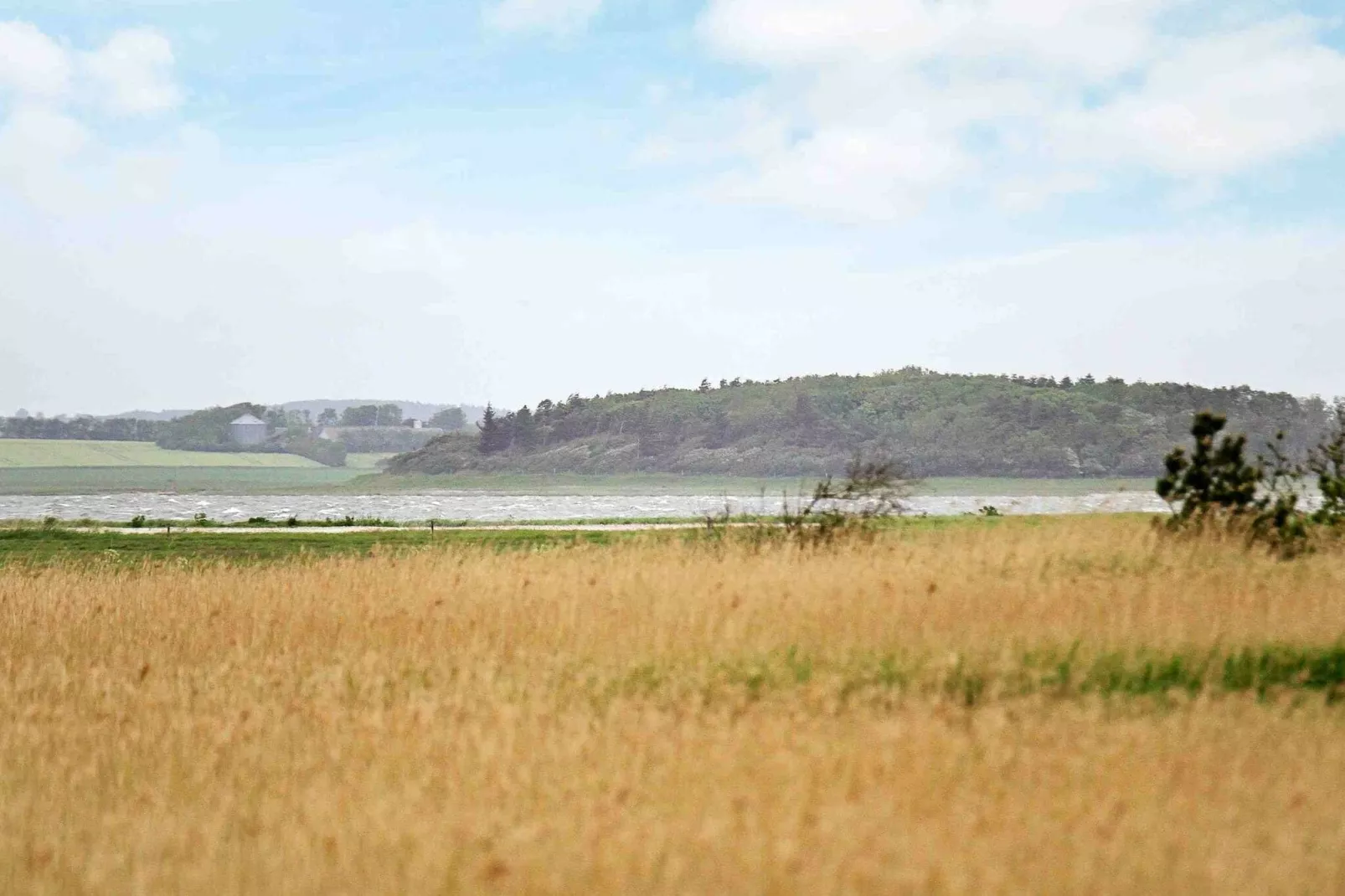 Pittoresk vakantiehuis in Jutland 800 m van de Limfjord-Waterzicht