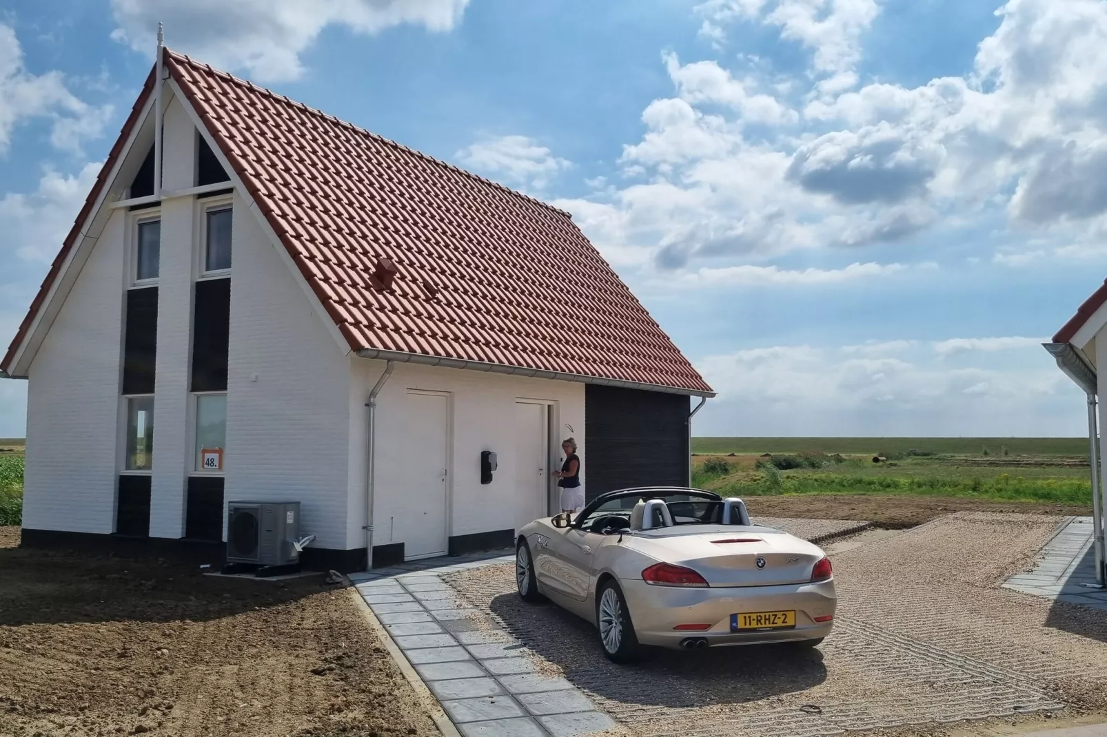 De Tuureluur Huis Nr 48-Buitenkant zomer