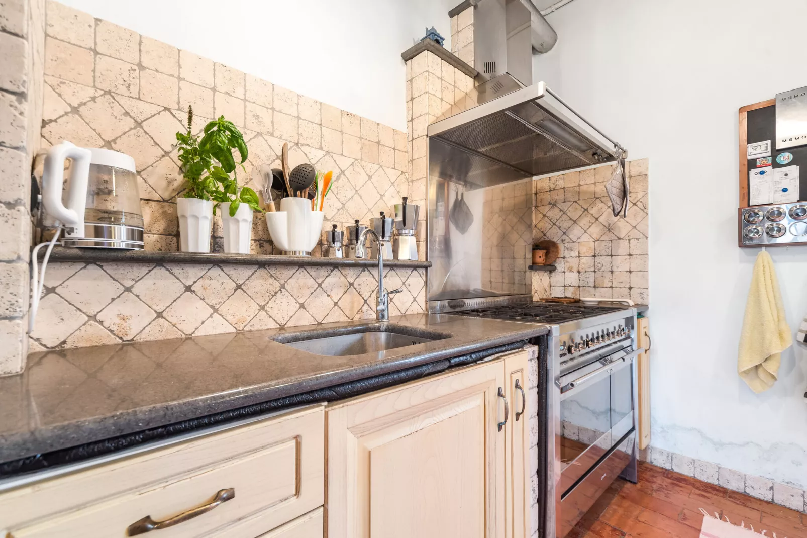 Morus Country House-Keuken