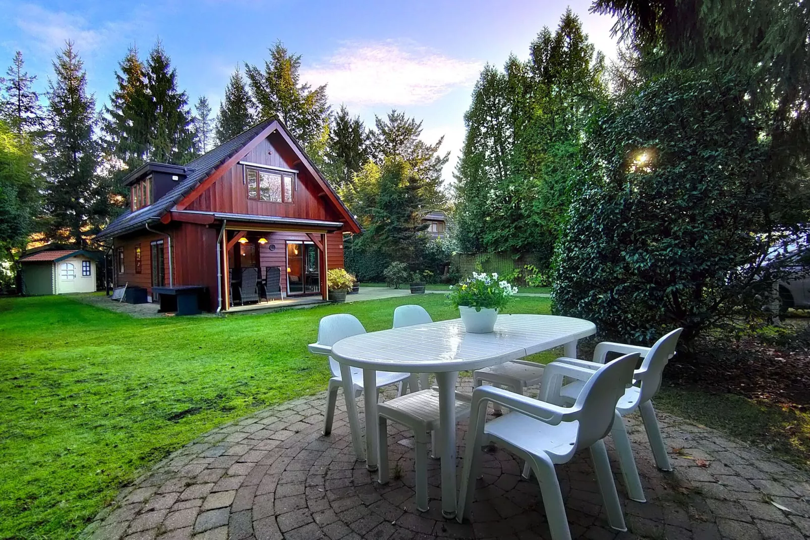 Prachtig vrijstaand huis met tuin op de Veluwe-Terrasbalkon