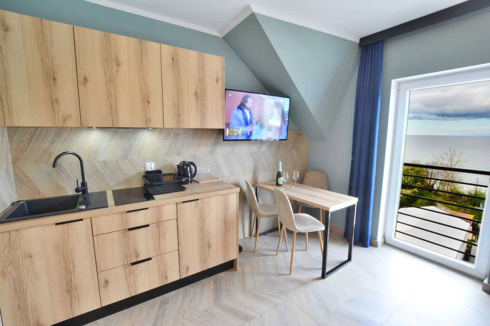 Apartament nr 3 3-osobowy 29 m2 Ustronie Morskie-Woonkamer
