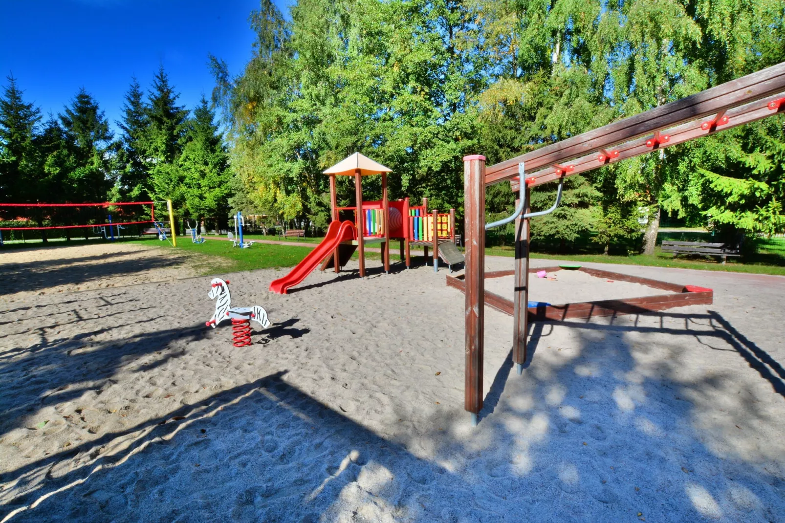 Domki wakacyjne POS031043 Ustronie Morskie-Tuinen zomer
