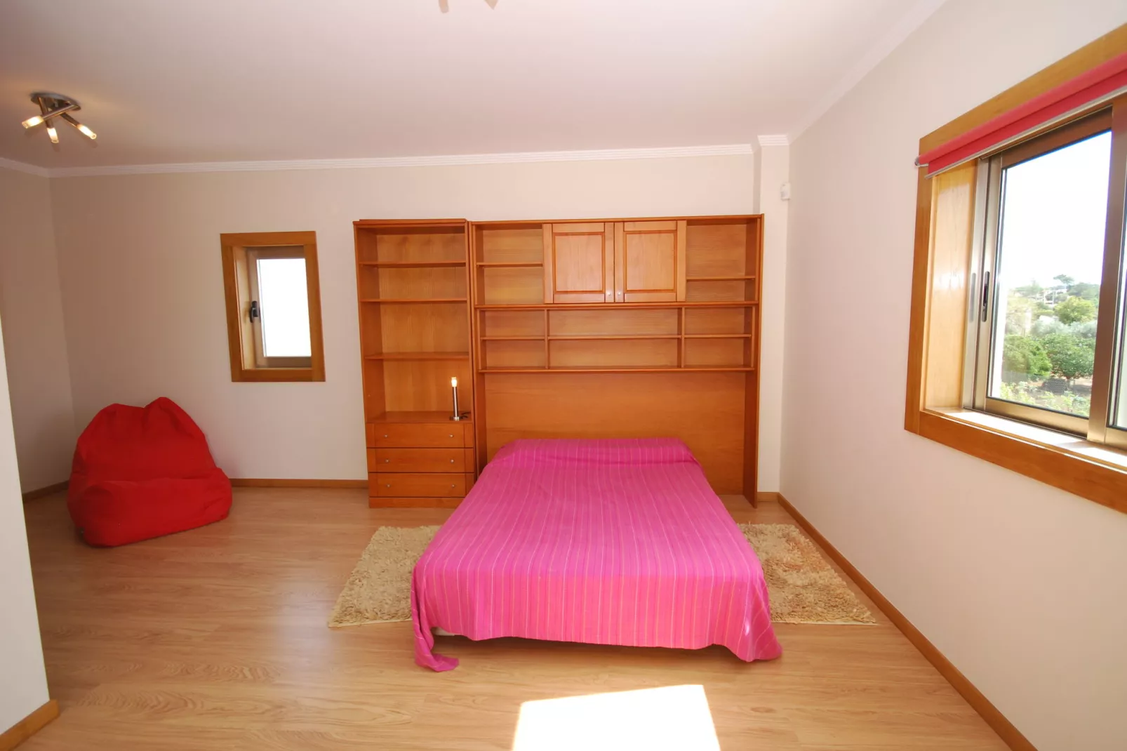 Vila Hunes