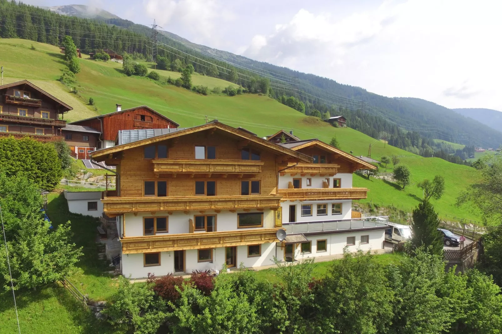 Chalet Bergerblick Zillertal Arena-Buitenkant zomer