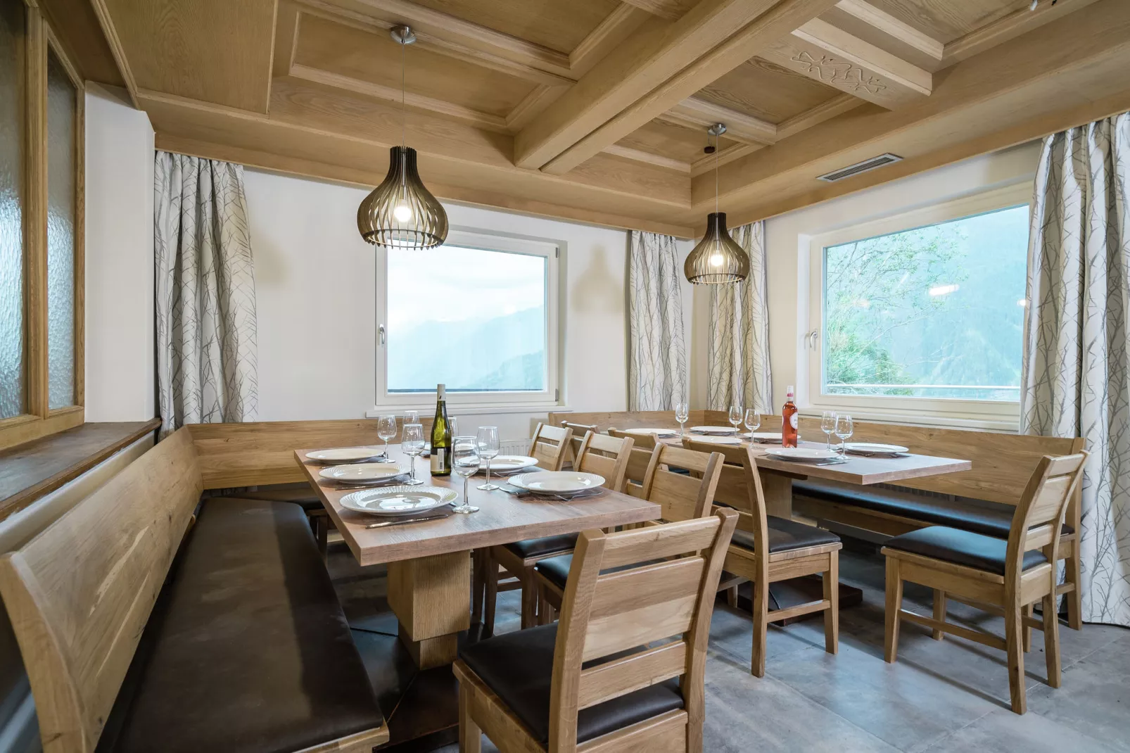 Chalet Bergerblick Zillertal Arena-Eetkamer