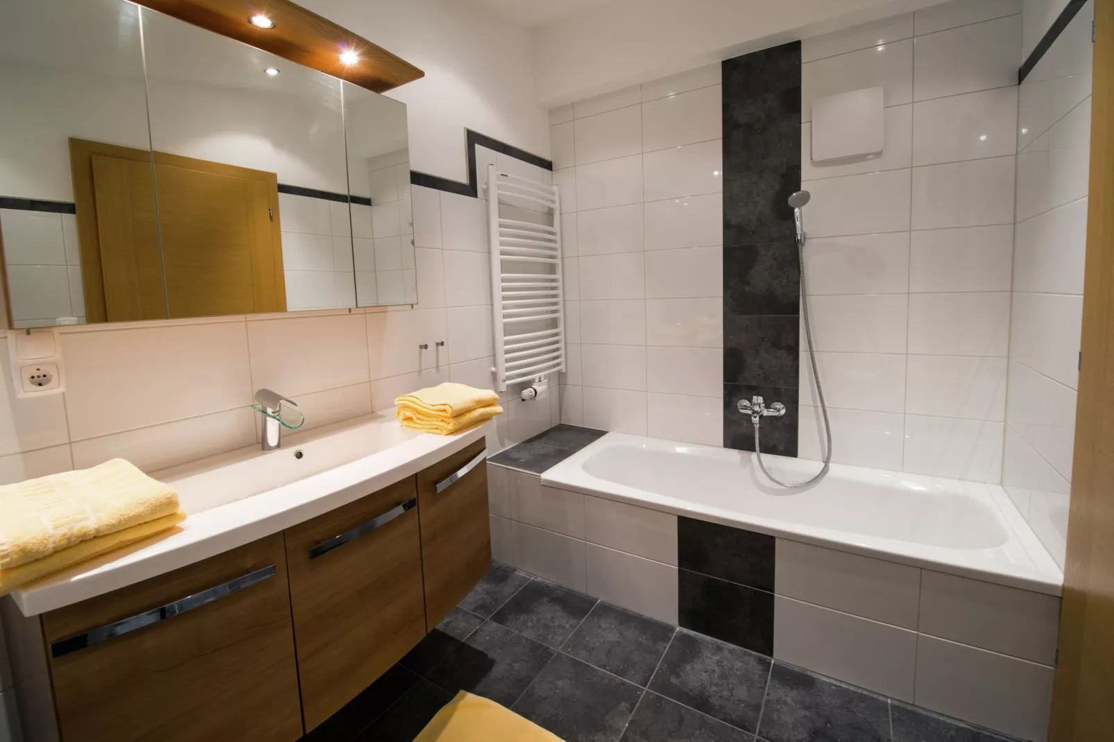 Vicky Apartments Gabi-Badkamer