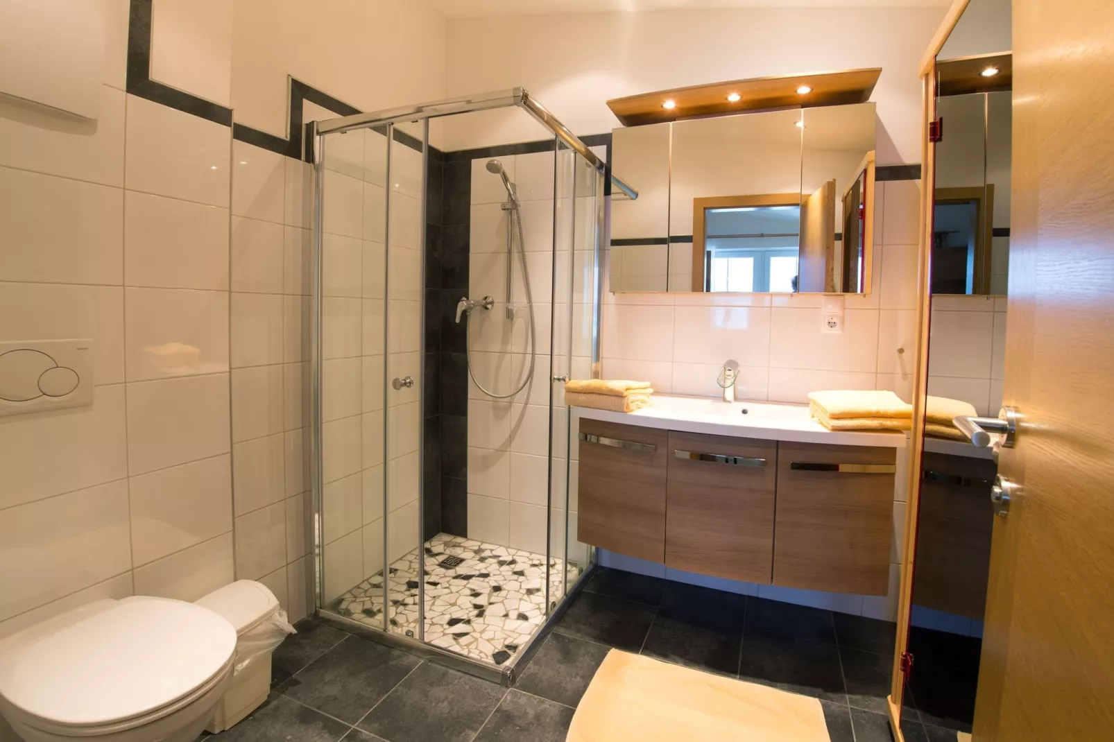 Vicky Apartments Niederau-Badkamer