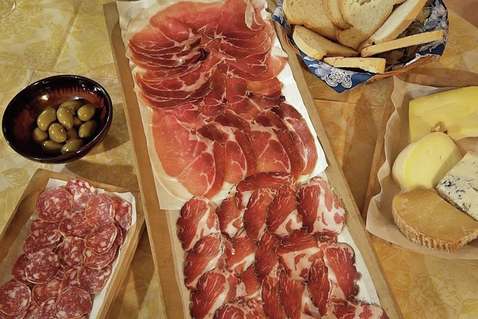 Agriturismo met zwembad en mooi uitzicht tussen wijngaard en olijfbomen-Sfeer