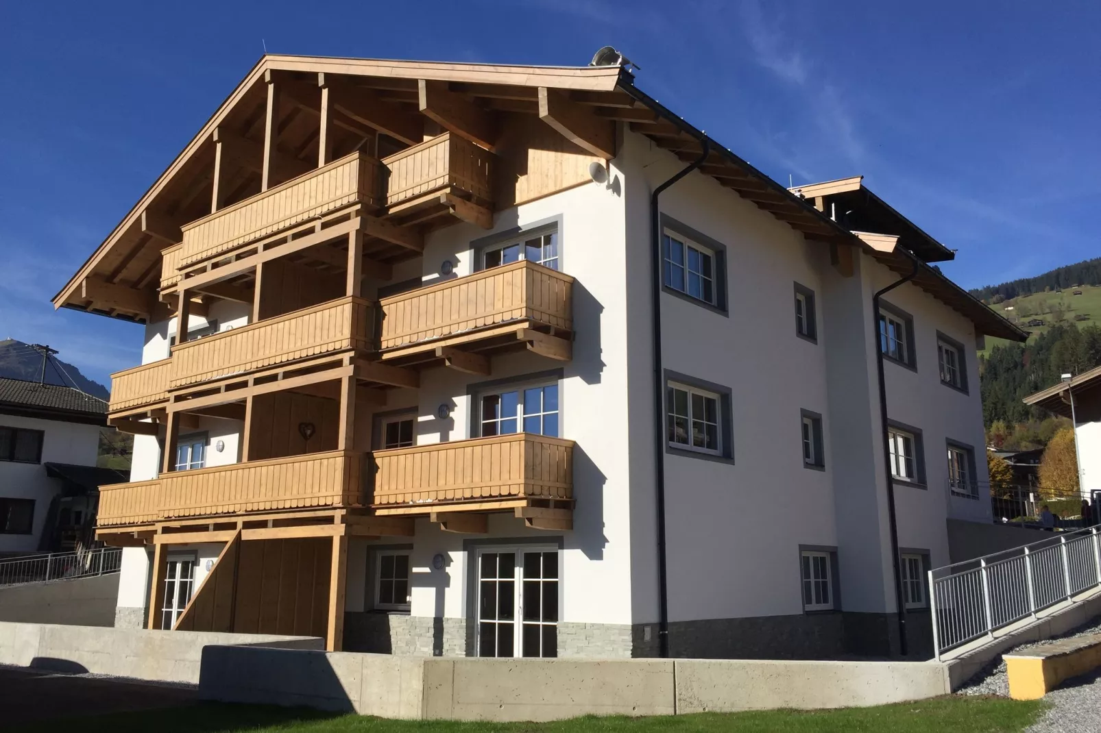 Residenz Edelalm Appartement 3-Buitenkant zomer