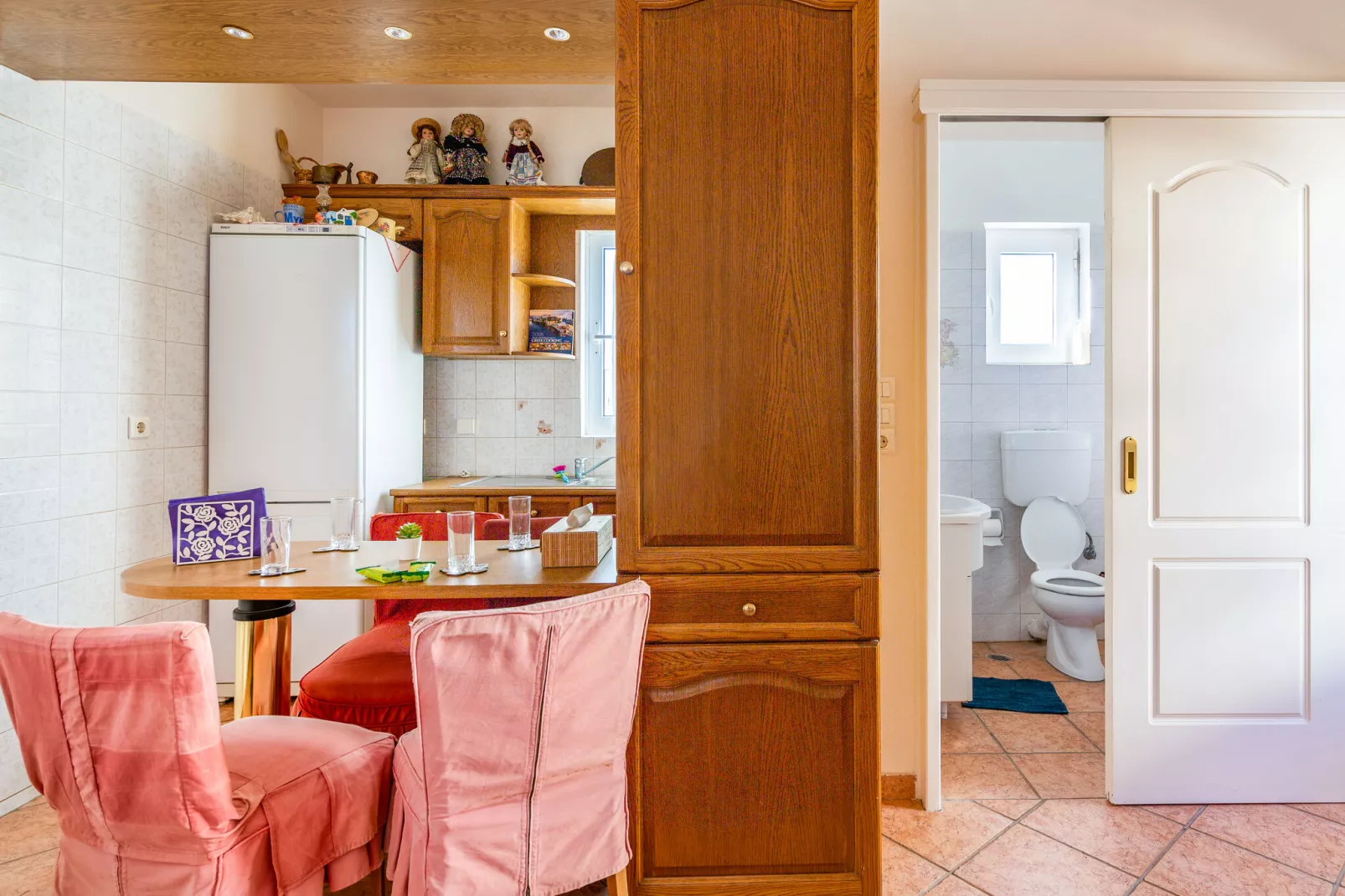 Small apartment in Porto Rafti Area-Eetkamer