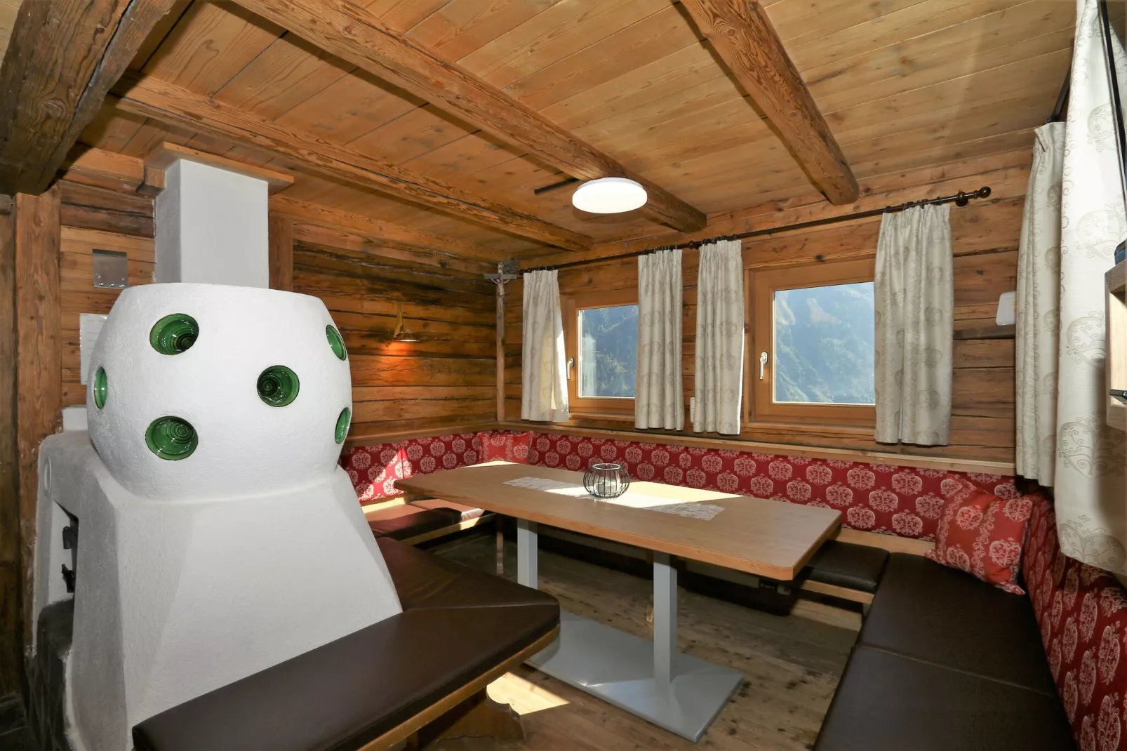 Vakantiehuis Siggi's Almhütte, Sölden-Woonkamer