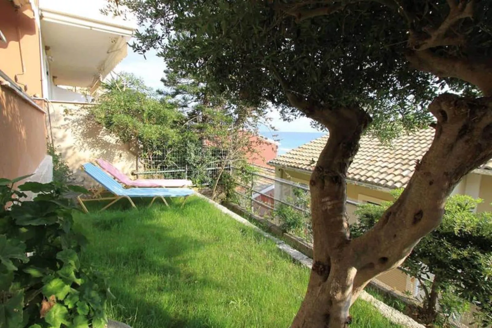 Glyfada Two Floors Maizonette Aa2g 61-Terrasbalkon