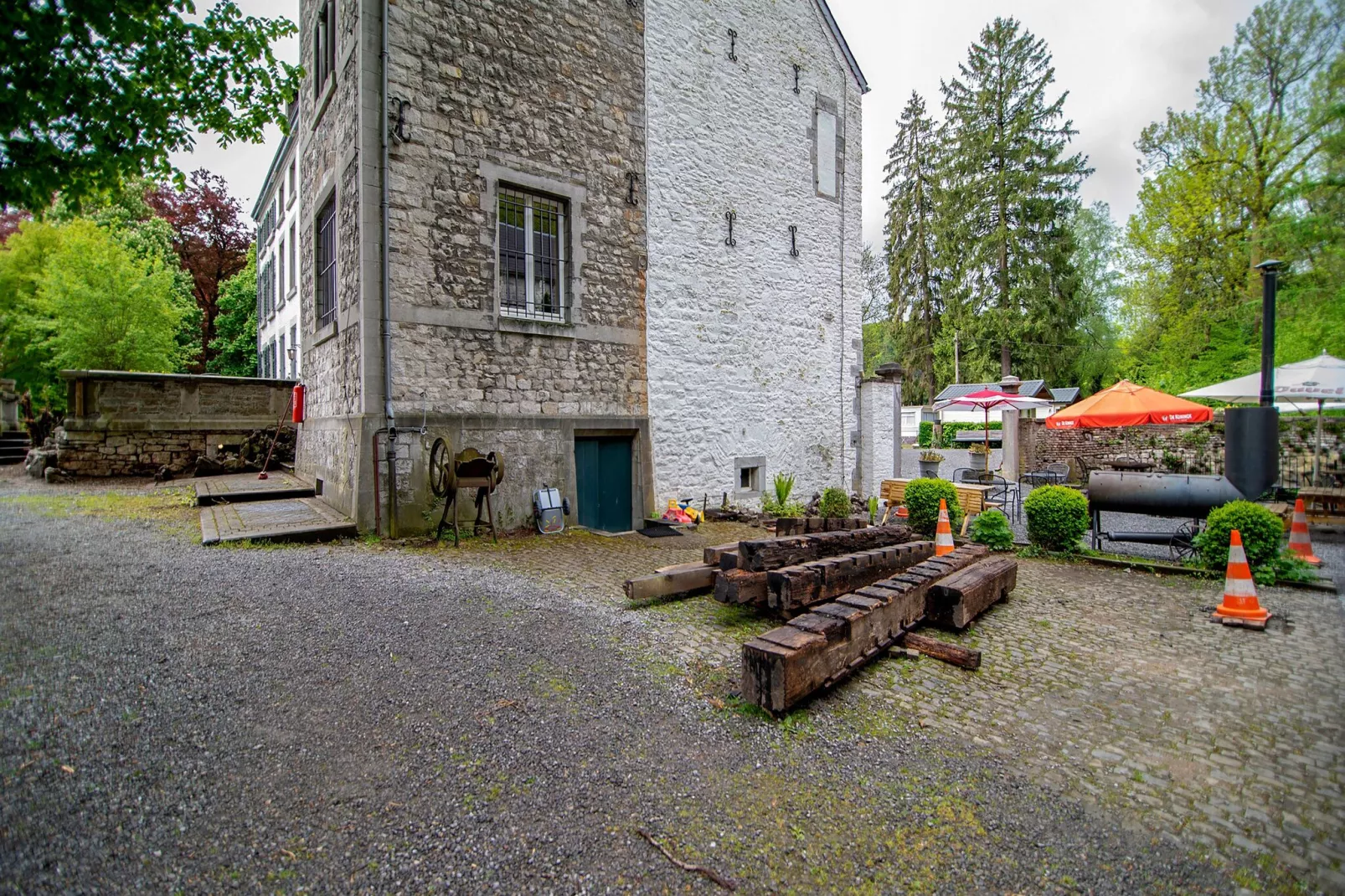 Studio voor twee Domaine Château Dieupart-Terrasbalkon