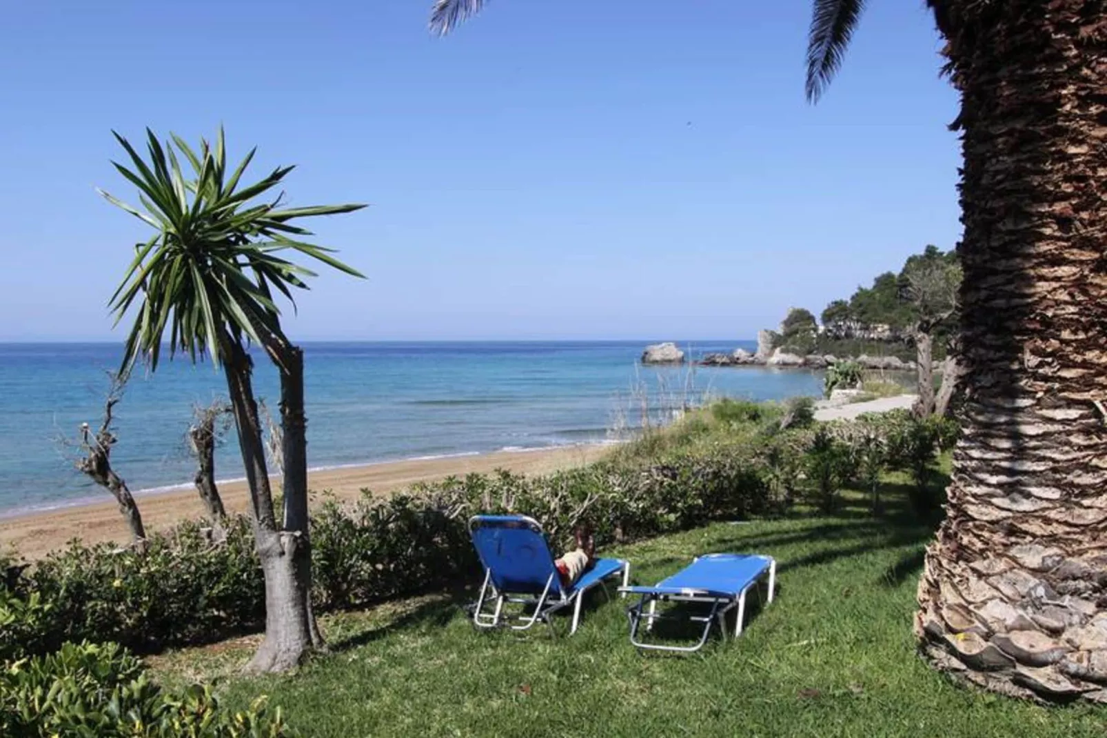 Glyfada Beachfront Housel Ab4g-Tuinen zomer