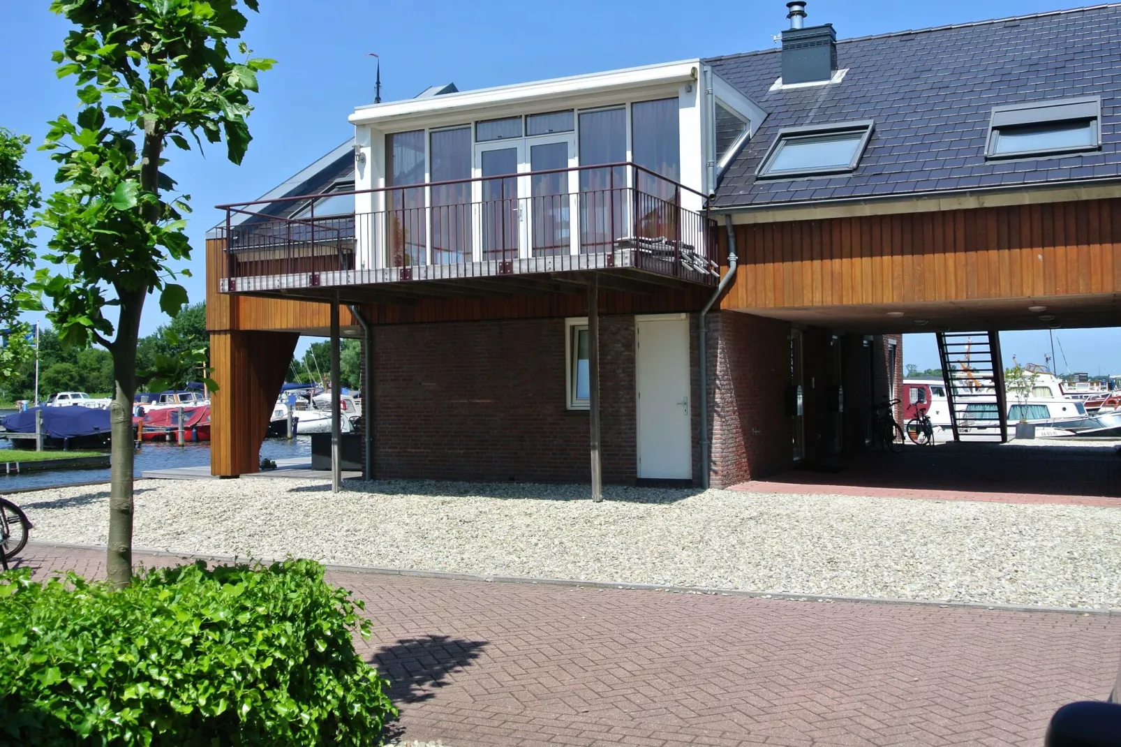 Waterpark de Meerparel 12-Buitenkant zomer