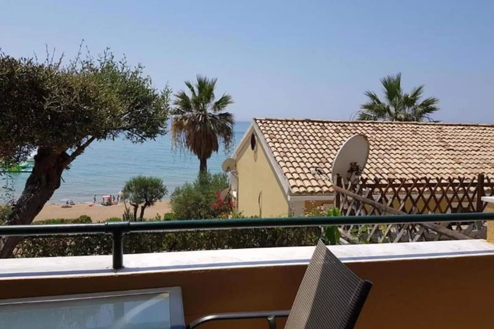 Corfu Glyfada Apartment 60-Uitzicht zomer