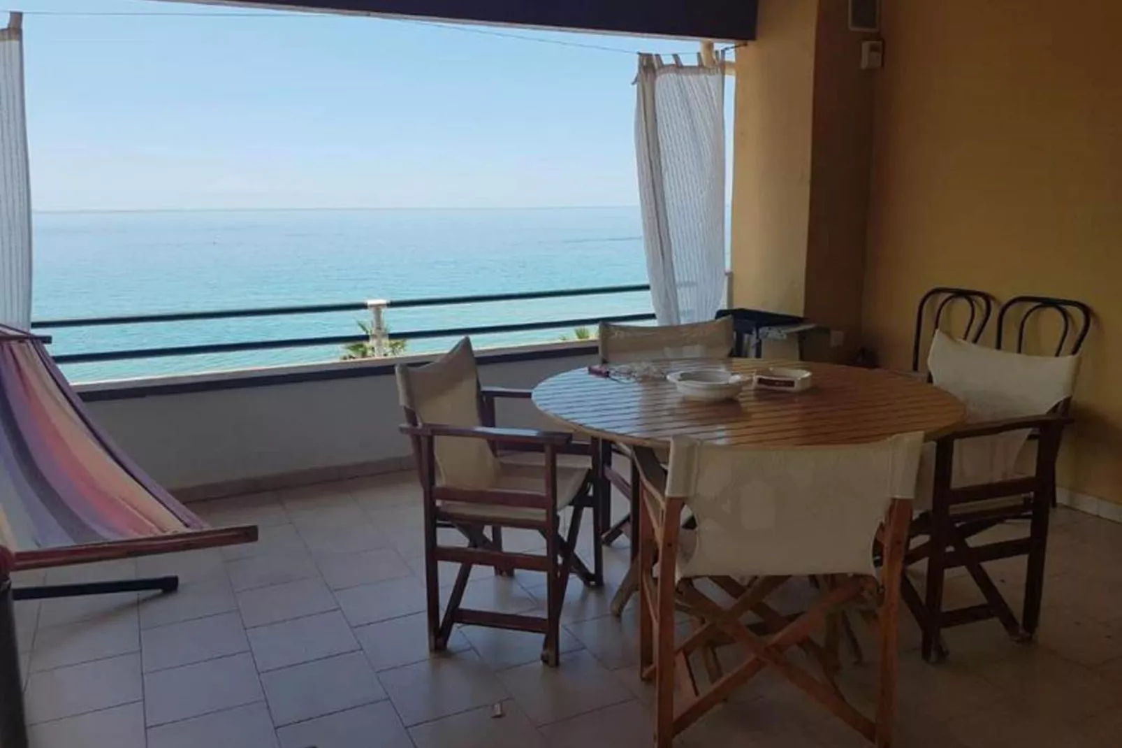 Glyfada Apartment 91-Terrasbalkon