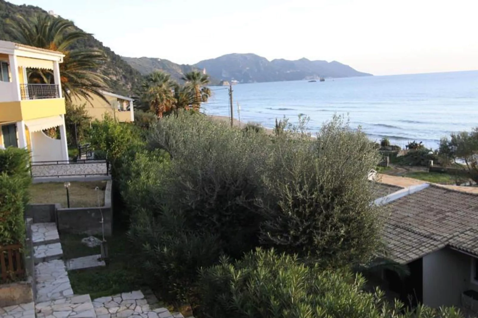 Corfu Glyfada Apartment 38-Uitzicht zomer
