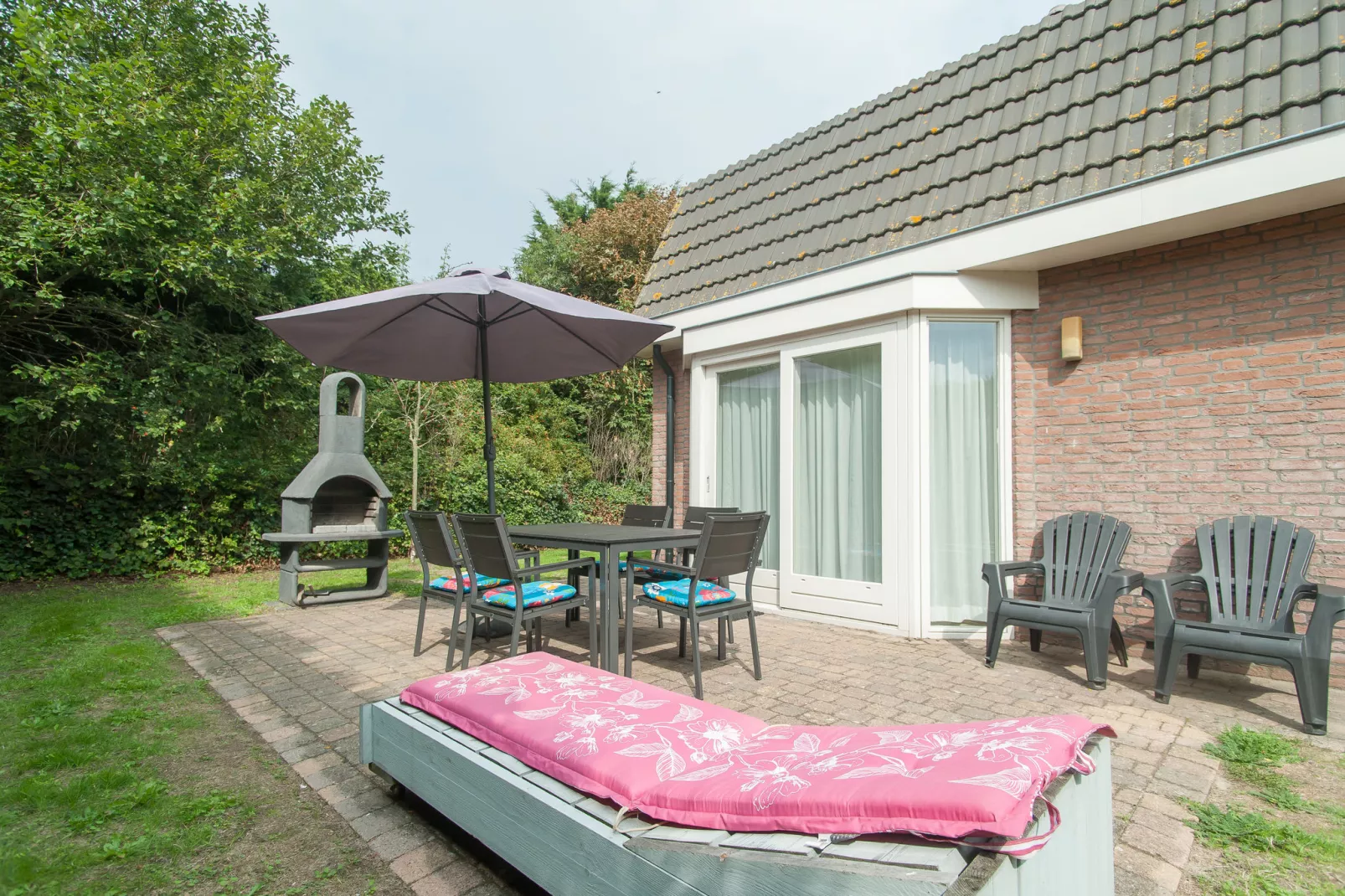 Bungalowpark 't Lappennest 1-Tuinen zomer